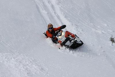 Descending into the wind lip. 